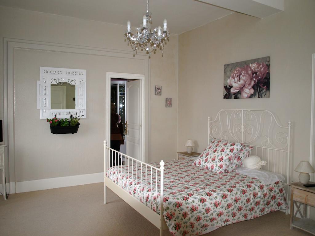 Chateau De Matel Roanne Habitación foto